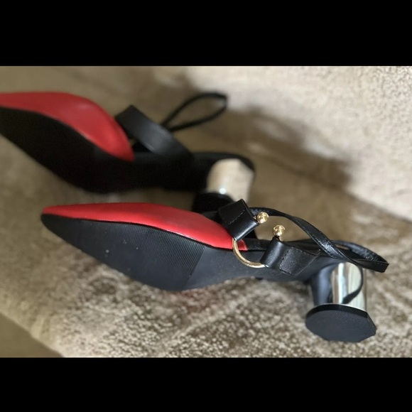 Pointed Red, Black, Silver Sling Mules Size 8 - Picture 3 of 5